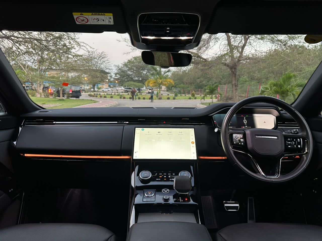 RANGE ROVER SPORT  DAYNAMIC  SE MHEV AUTOBIOGRAPHY thumbnail 4